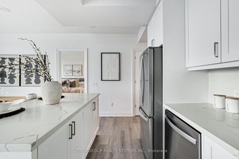 Photo 11 at 1503 - 20 Gatineau Drive, Beverley Glen, Vaughan