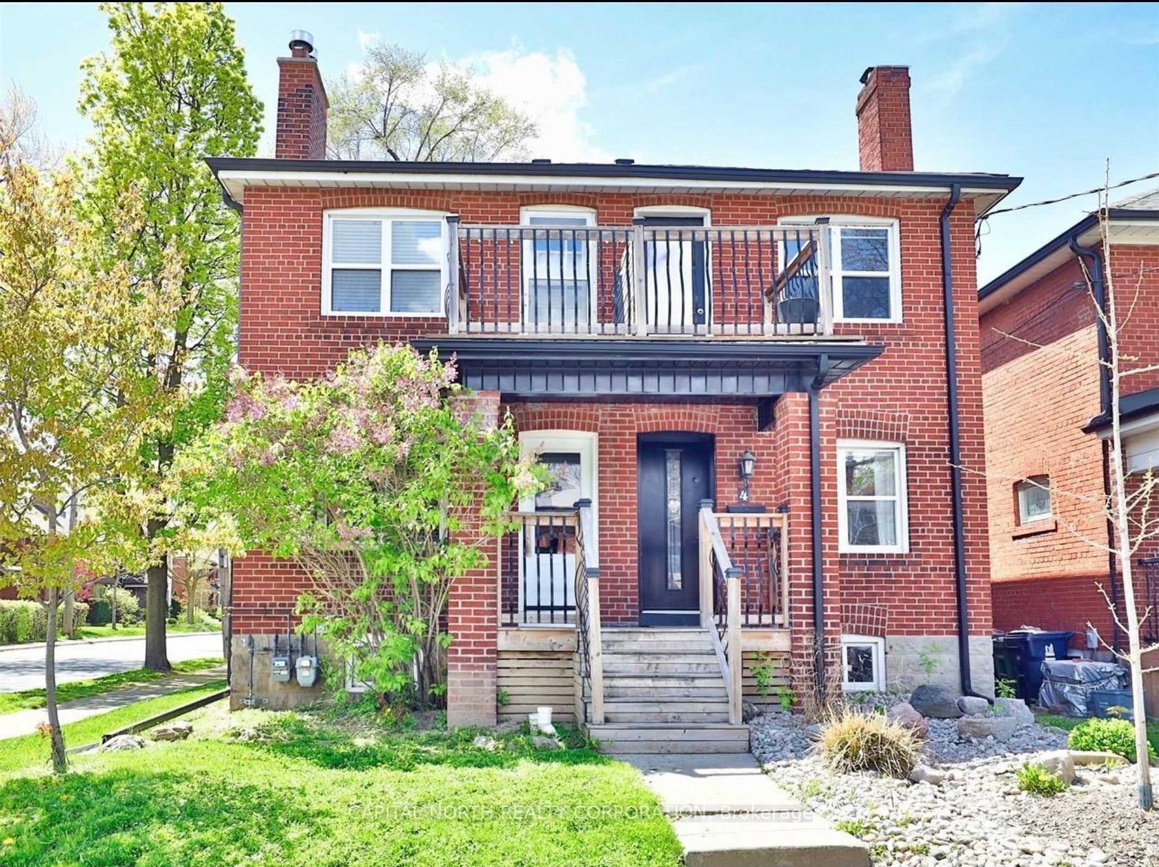 4 Belle Ayre Boulevard, Mount Pleasant East, Toronto 