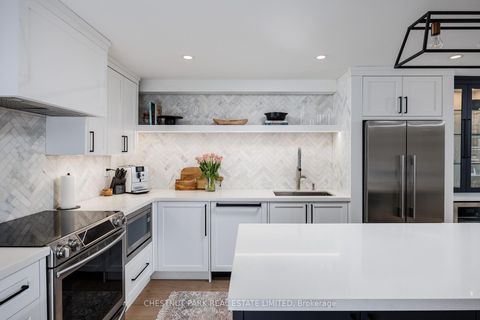 Photo 5 at 203 - 40 Oaklands Avenue, St. Clair, Toronto