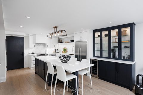 Photo 7 at 203 - 40 Oaklands Avenue, St. Clair, Toronto