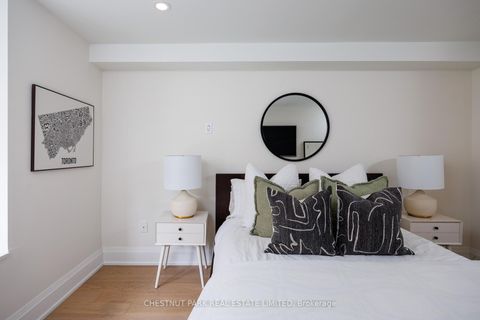 Photo 15 at 203 - 40 Oaklands Avenue, St. Clair, Toronto