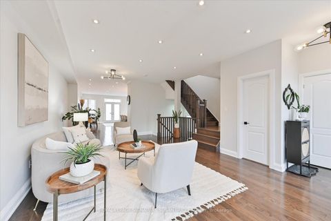 Photo 3 at 811 Cosburn Avenue, East York, Toronto