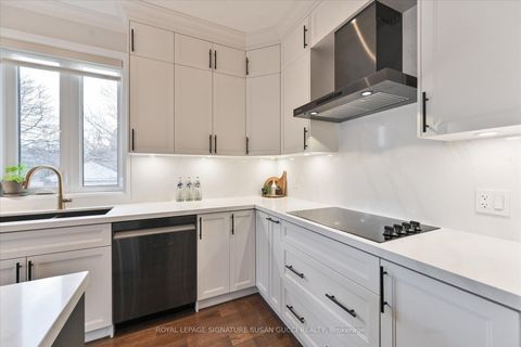 Photo 9 at 811 Cosburn Avenue, East York, Toronto
