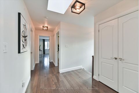 Photo 23 at 811 Cosburn Avenue, East York, Toronto
