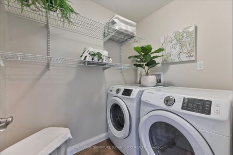 Photo 33 at 811 Cosburn Avenue, East York, Toronto