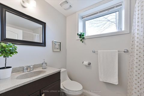 Photo 40 at 811 Cosburn Avenue, East York, Toronto