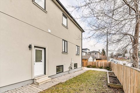 Photo 41 at 811 Cosburn Avenue, East York, Toronto