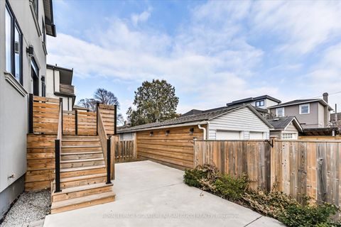 Photo 43 at 811 Cosburn Avenue, East York, Toronto