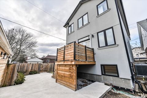 Photo 44 at 811 Cosburn Avenue, East York, Toronto