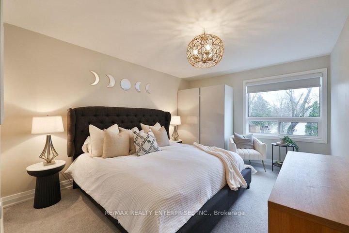 Photo 17 at 1106 Kos Boulevard, Lorne Park, Mississauga