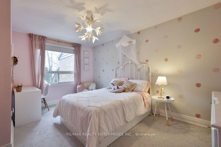 Photo 22 at 1106 Kos Boulevard, Lorne Park, Mississauga