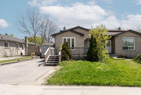 Photo 1 at 39 SYLVIA Street, Grove East, Barrie