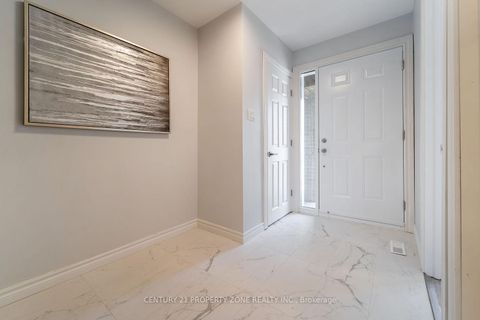 Photo 2 at 39 SYLVIA Street, Grove East, Barrie