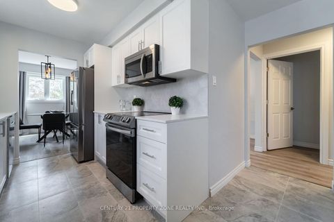 Photo 14 at 39 SYLVIA Street, Grove East, Barrie