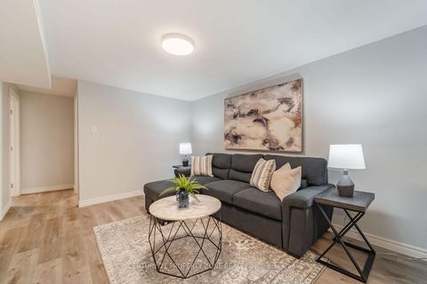 Photo 27 at 39 SYLVIA Street, Grove East, Barrie