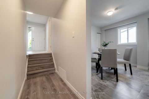 Photo 32 at 39 SYLVIA Street, Grove East, Barrie