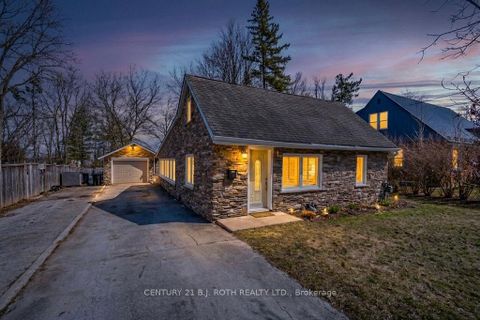 Photo 0 at 45 GROVE Street W, Queen's Park, Barrie