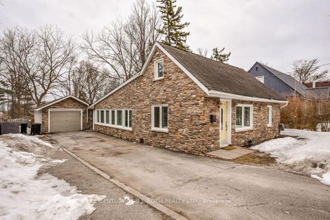 Photo 2 at 45 GROVE Street W, Queen's Park, Barrie