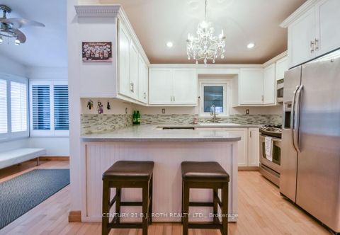 Photo 5 at 45 GROVE Street W, Queen's Park, Barrie