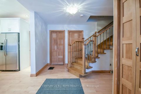 Photo 9 at 45 GROVE Street W, Queen's Park, Barrie