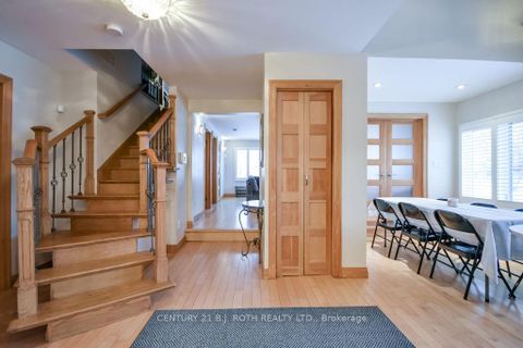 Photo 10 at 45 GROVE Street W, Queen's Park, Barrie