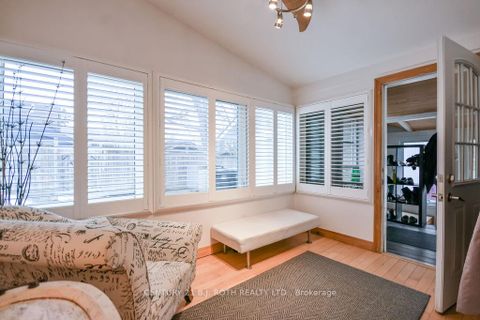 Photo 17 at 45 GROVE Street W, Queen's Park, Barrie