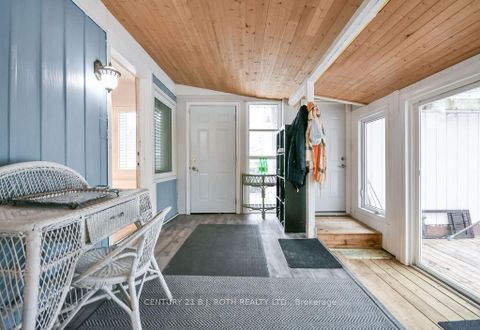 Photo 20 at 45 GROVE Street W, Queen's Park, Barrie