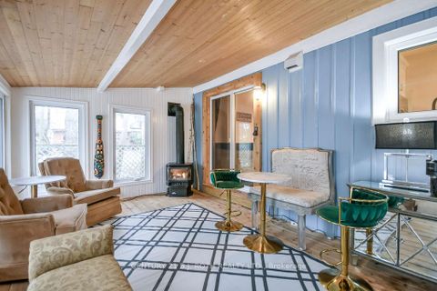 Photo 22 at 45 GROVE Street W, Queen's Park, Barrie