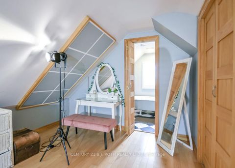 Photo 26 at 45 GROVE Street W, Queen's Park, Barrie