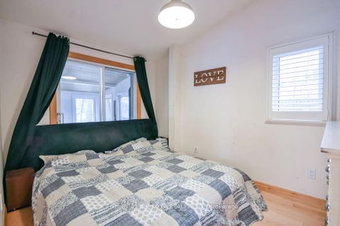 Photo 28 at 45 GROVE Street W, Queen's Park, Barrie