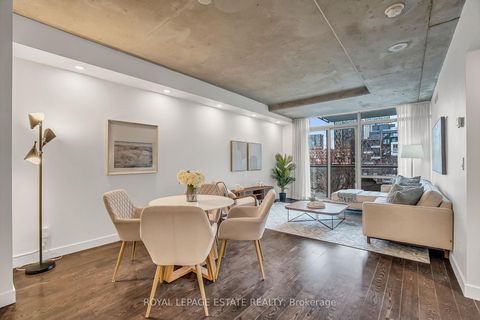 Photo 9 at 636 - 55 Stewart Street, Waterfront Communities C1, Toronto