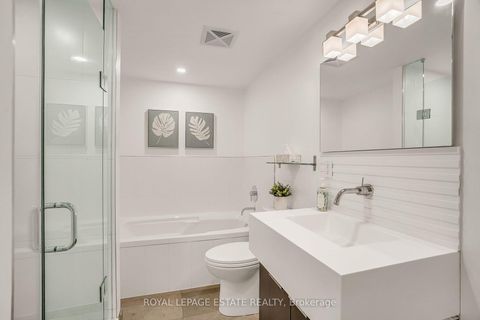 Photo 23 at 636 - 55 Stewart Street, Waterfront Communities C1, Toronto