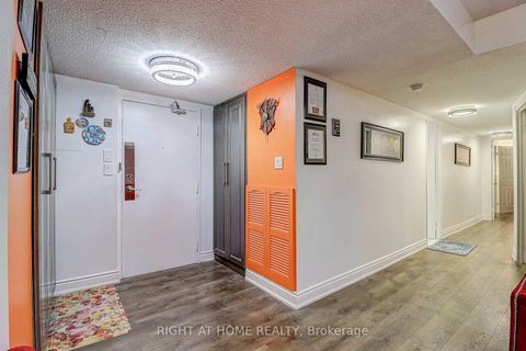 Photo 7 at 605 - 757 Victoria Park Avenue, Oakridge, Toronto