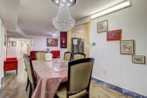 Photo 13 at 605 - 757 Victoria Park Avenue, Oakridge, Toronto