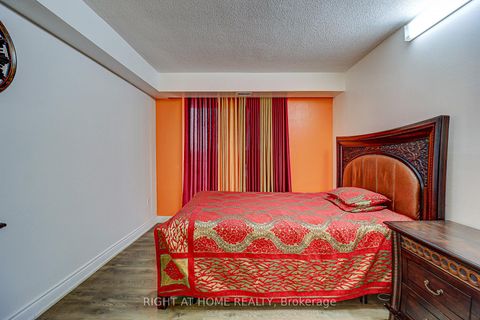 Photo 18 at 605 - 757 Victoria Park Avenue, Oakridge, Toronto