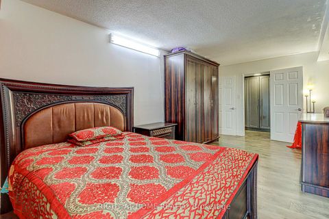 Photo 19 at 605 - 757 Victoria Park Avenue, Oakridge, Toronto