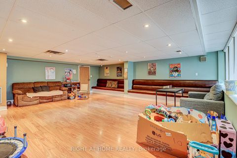 Photo 35 at 605 - 757 Victoria Park Avenue, Oakridge, Toronto