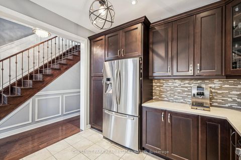 Photo 10 at 67 Hatton Garden Road, Vellore Village, Vaughan