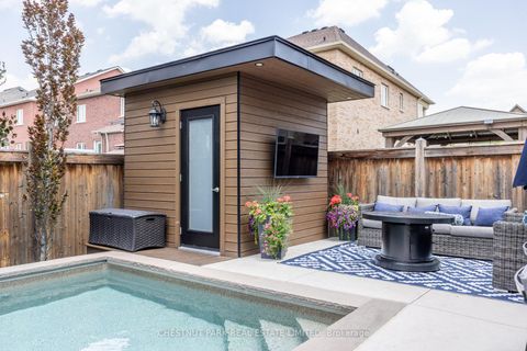 Photo 35 at 67 Hatton Garden Road, Vellore Village, Vaughan