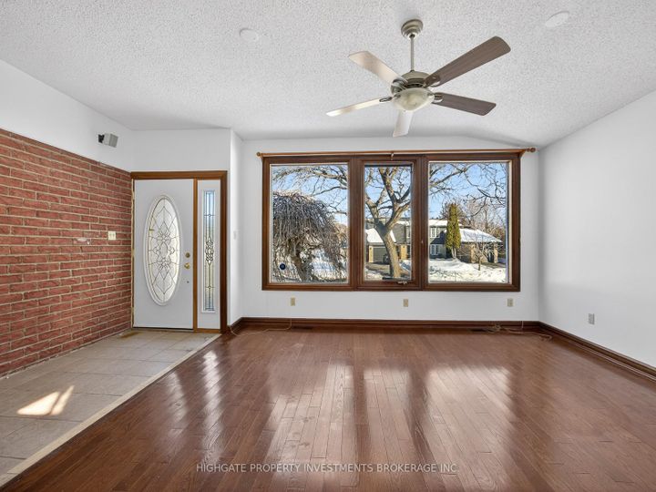 Photo 3 at 739 Edgewood Road, Amberlea, Pickering