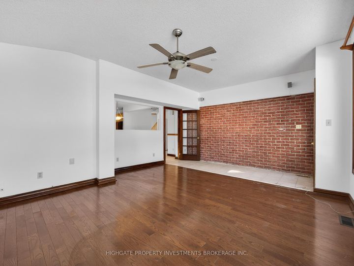 Photo 4 at 739 Edgewood Road, Amberlea, Pickering