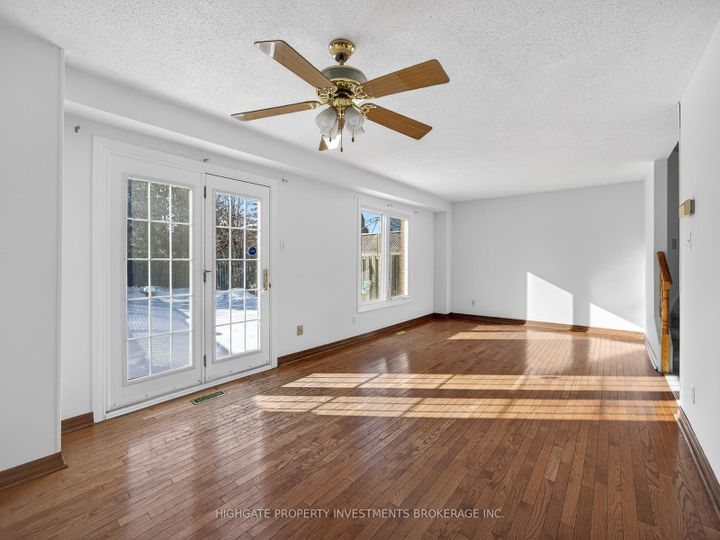 Photo 11 at 739 Edgewood Road, Amberlea, Pickering