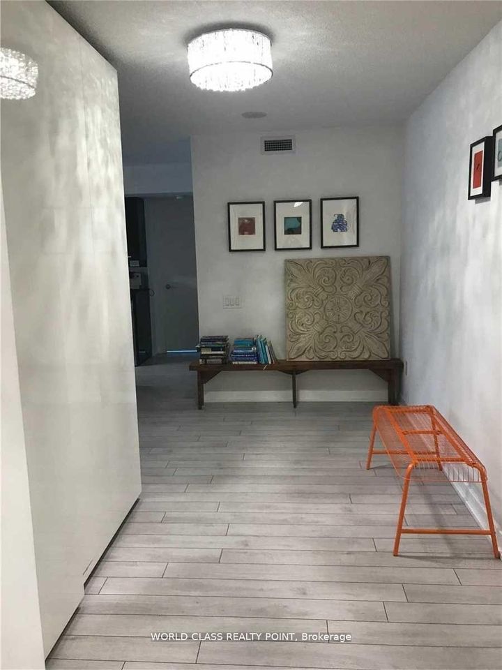 Photo 1 at 611 - 33 Singer Court, Bayview Village, Toronto