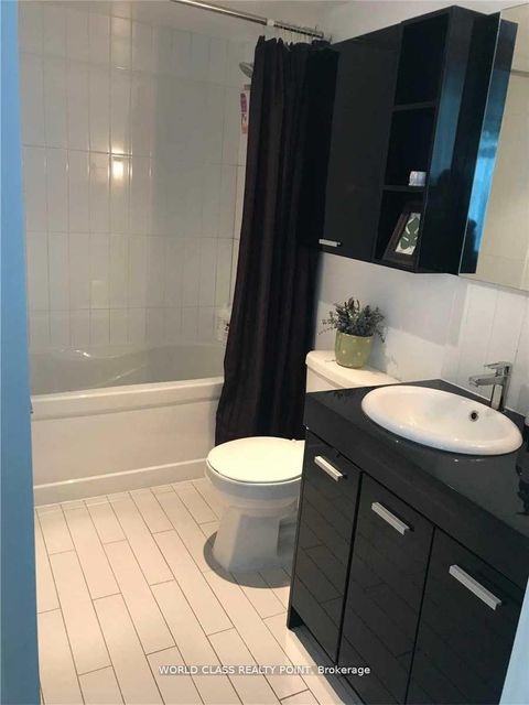 Photo 10 at 611 - 33 Singer Court, Bayview Village, Toronto