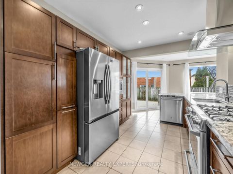 Photo 10 at 2636 Credit Valley Road, Central Erin Mills, Mississauga