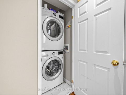 Photo 18 at 2636 Credit Valley Road, Central Erin Mills, Mississauga