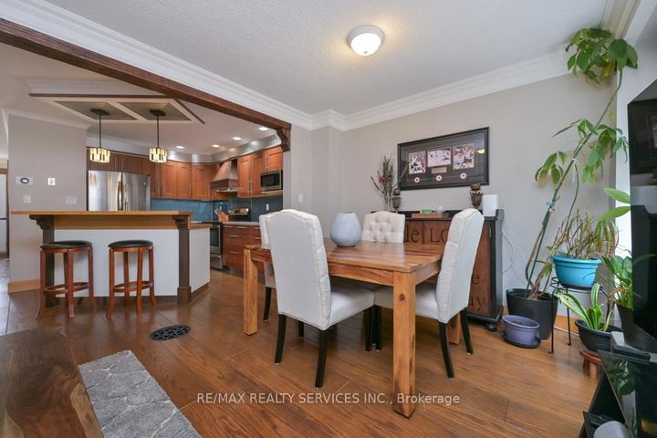 Photo 11 at 8 Collins Crescent, Brampton North, Brampton