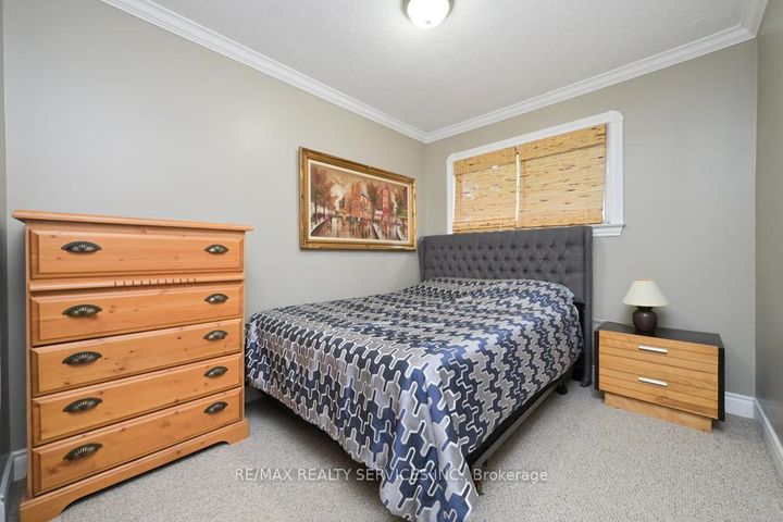 Photo 18 at 8 Collins Crescent, Brampton North, Brampton