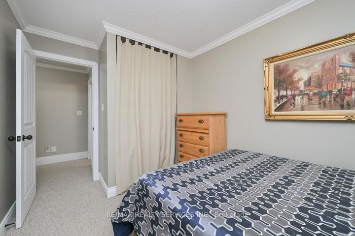 Photo 19 at 8 Collins Crescent, Brampton North, Brampton