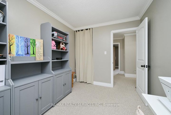 Photo 21 at 8 Collins Crescent, Brampton North, Brampton